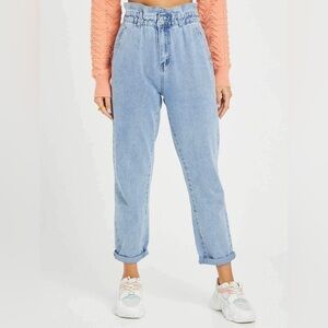 TRUE Craft Light Wash Some Distress Size 7 High Waisted Mom Jeans